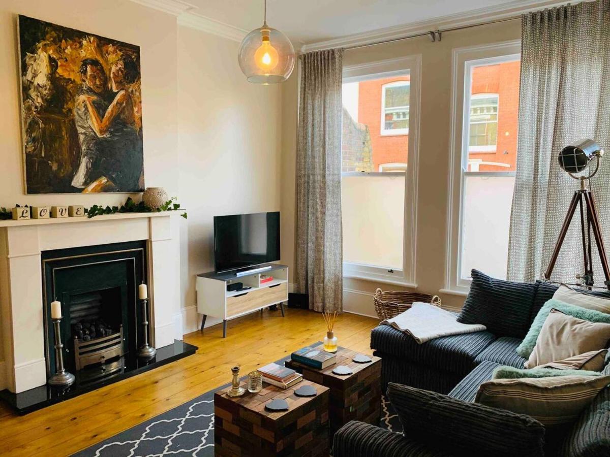 Luxury Fulham Flat With 5* Touches Nr River Thames London Bagian luar foto